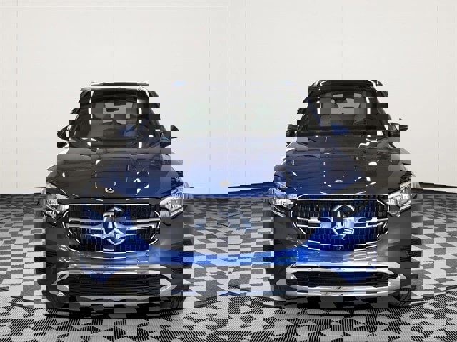 New 2025 Mercedes-Benz GLC 300 4MATIC image 3