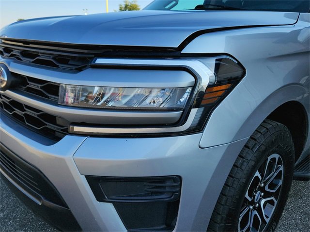 Used 2024 Ford Expedition XLT image 10