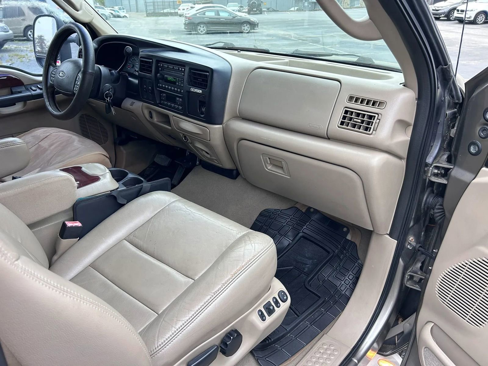 Used 2005 Ford Excursion Limited RWD image 8
