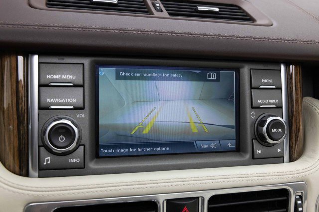 Used 2012 Land Rover Range Rover Autobiography image 36