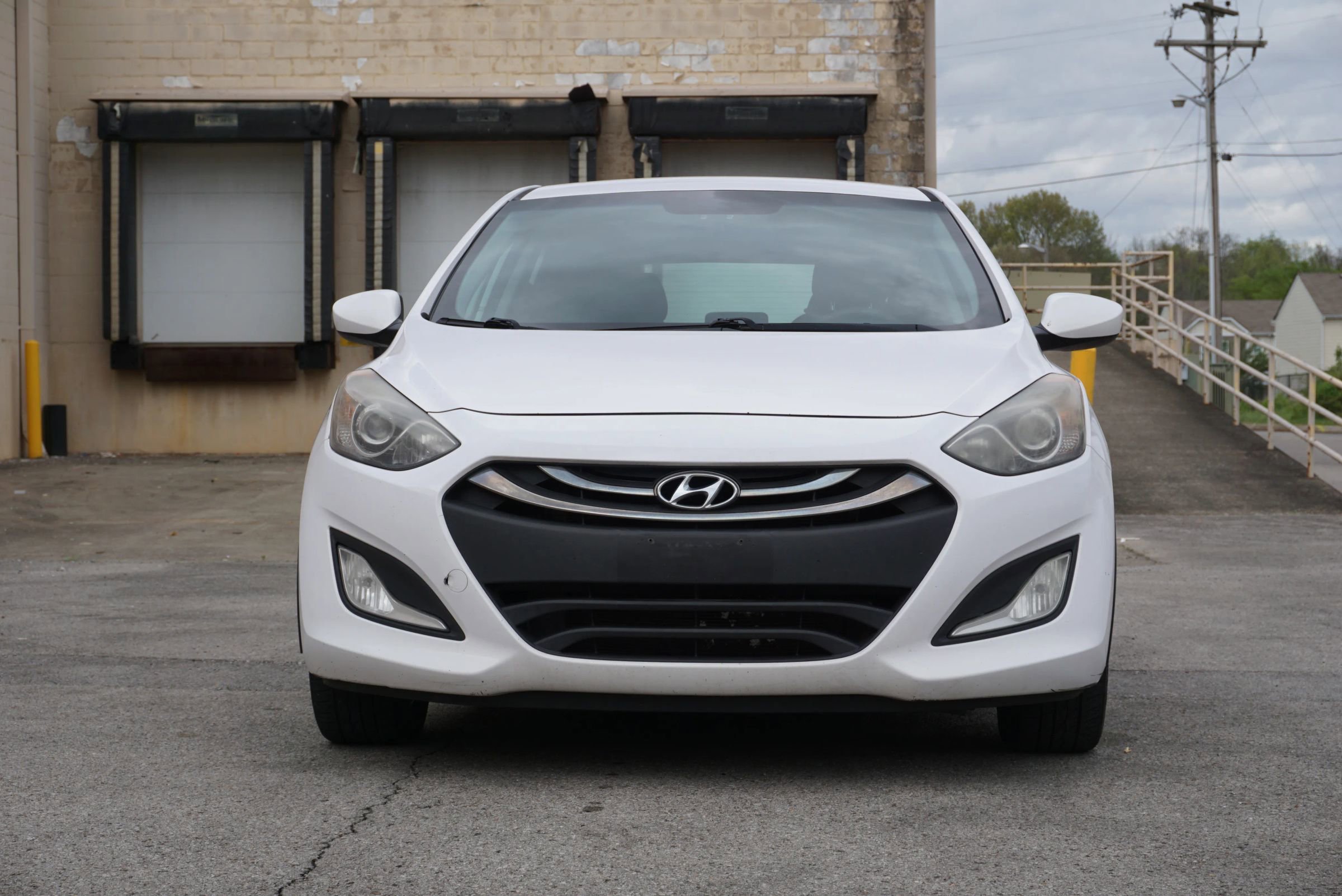 Used 2014 Hyundai Elantra GT FWD image 2