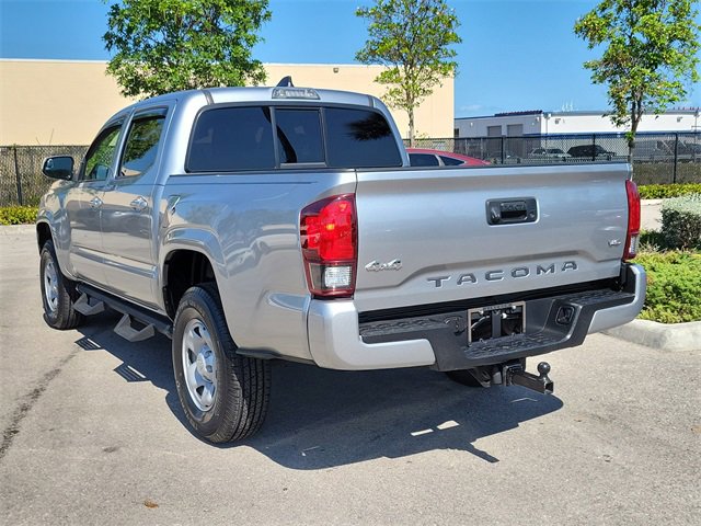 Used 2022 Toyota Tacoma SR image 4