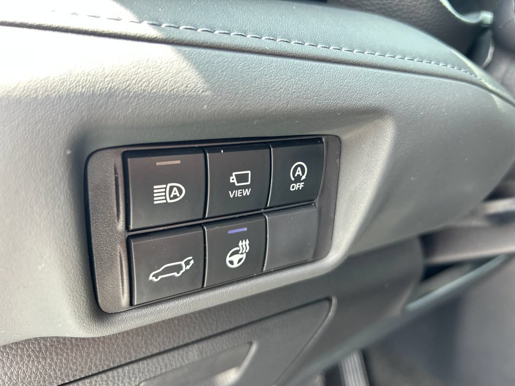 Certified 2024 Toyota Highlander Platinum AWD/4WD image 29