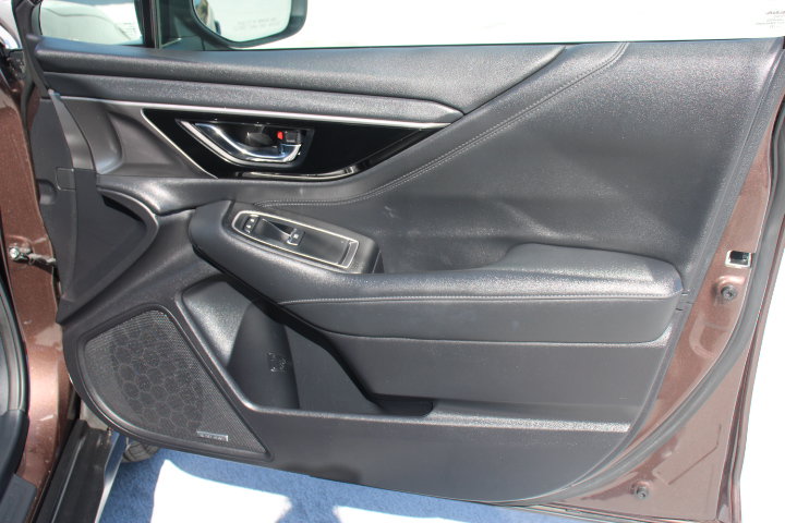 Used 2021 Subaru Outback Limited XT AWD/4WD image 21