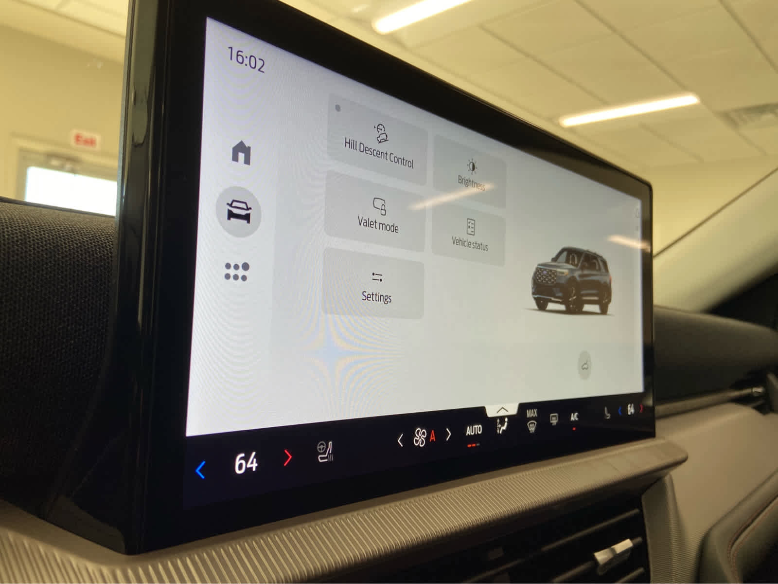 New 2026 Ford Explorer Active w/ Active Comfort Package image 31