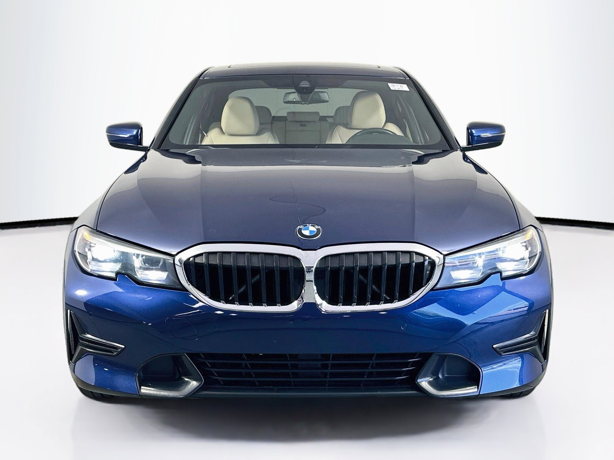 Used 2020 BMW 330i Sedan w/ Driving Assistance Package RWD image 2