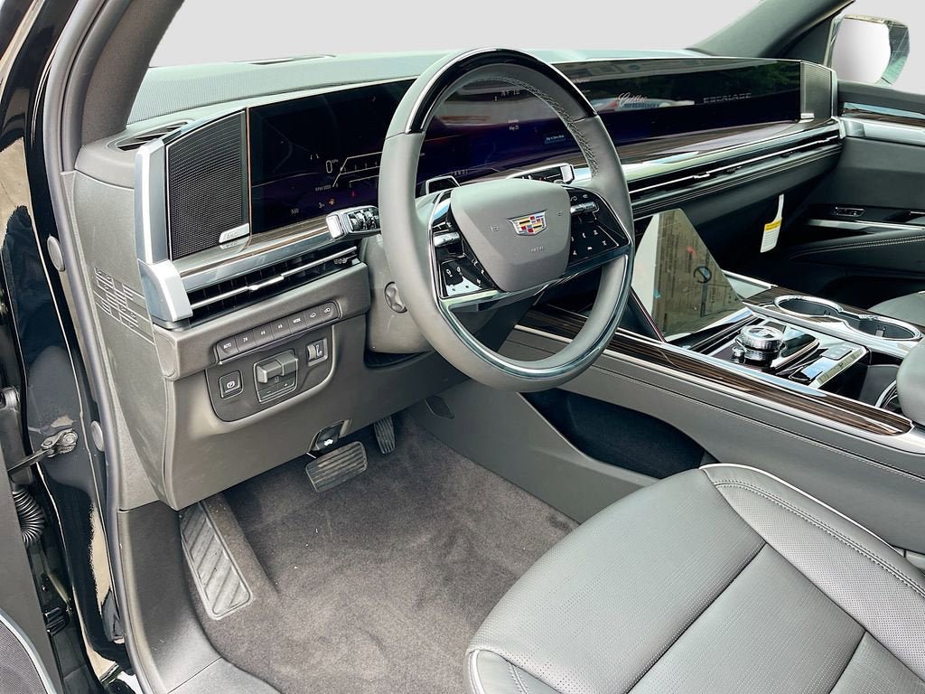 New 2026 Cadillac Escalade ESV Luxury w/ Touring Package AWD/4WD image 16