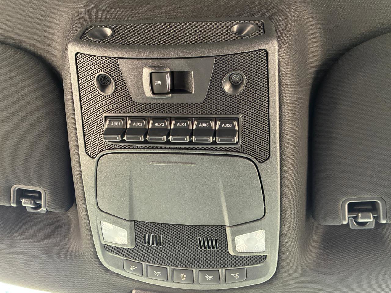 Used 2022 Ford F250 Lariat w/ Tremor Off-Road Package AWD/4WD image 13