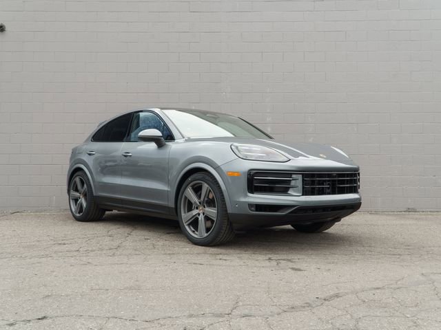 New 2026 Porsche Cayenne Coupe AWD/4WD image 9