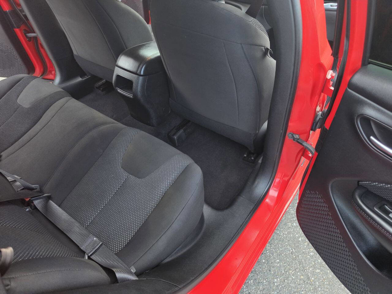 Used 2016 Dodge Dart SXT Sport FWD image 17