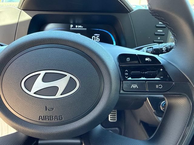 Used 2026 Hyundai Elantra Sport FWD image 31