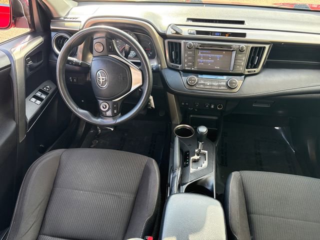Used 2014 Toyota RAV4 XLE AWD/4WD image 19