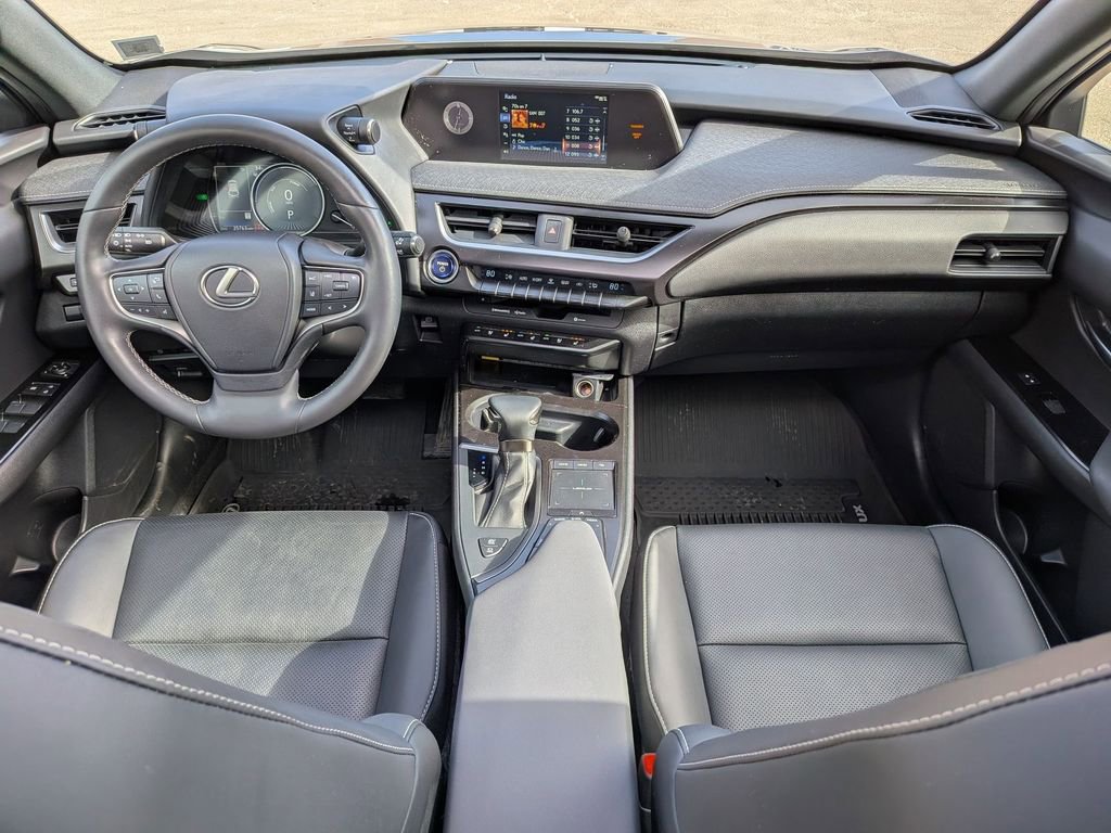 Used 2022 Lexus UX 250h 250h Base w/ Premium Package image 21