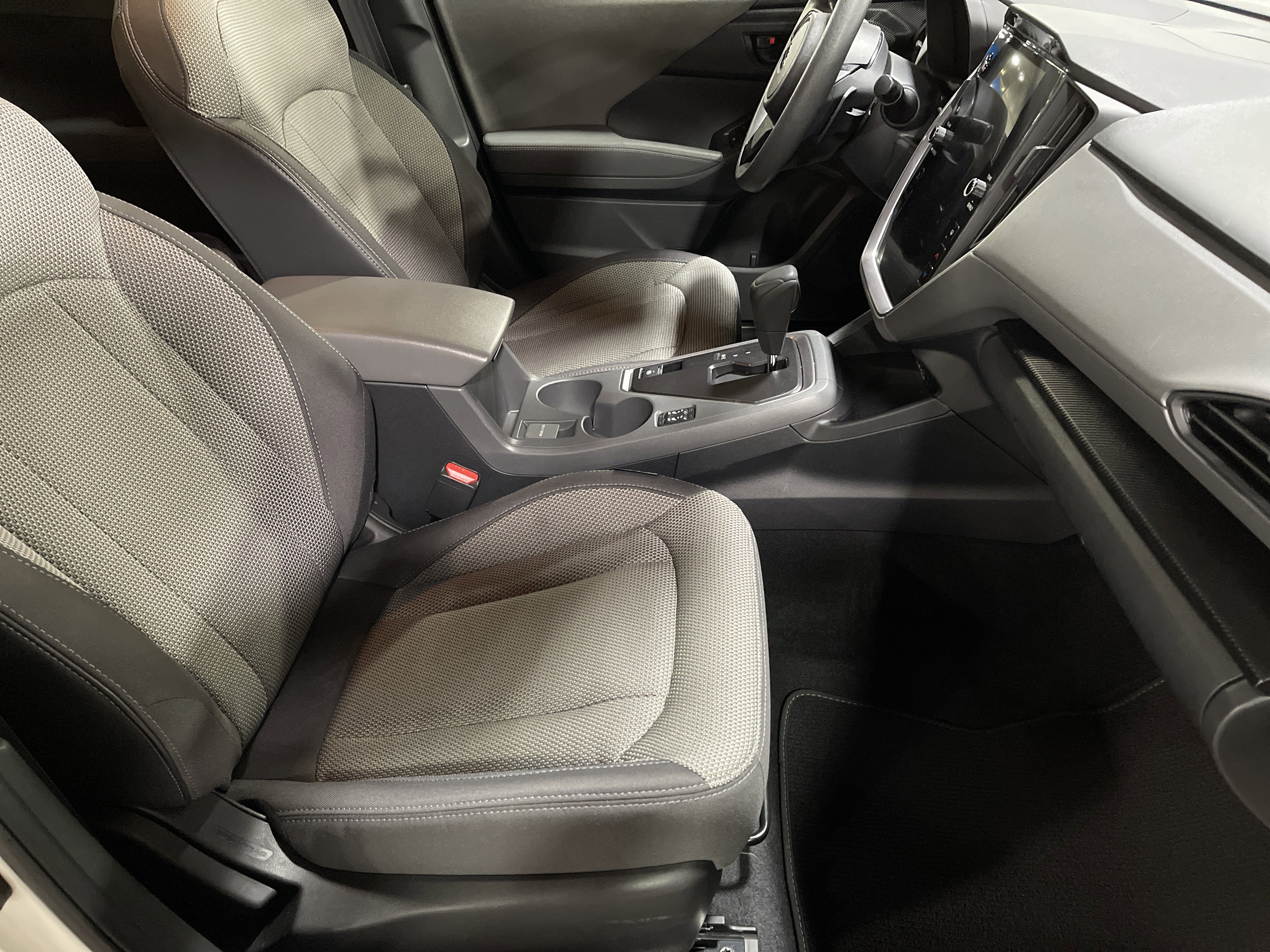 Used 2024 Subaru Crosstrek 2.0i Premium image 13