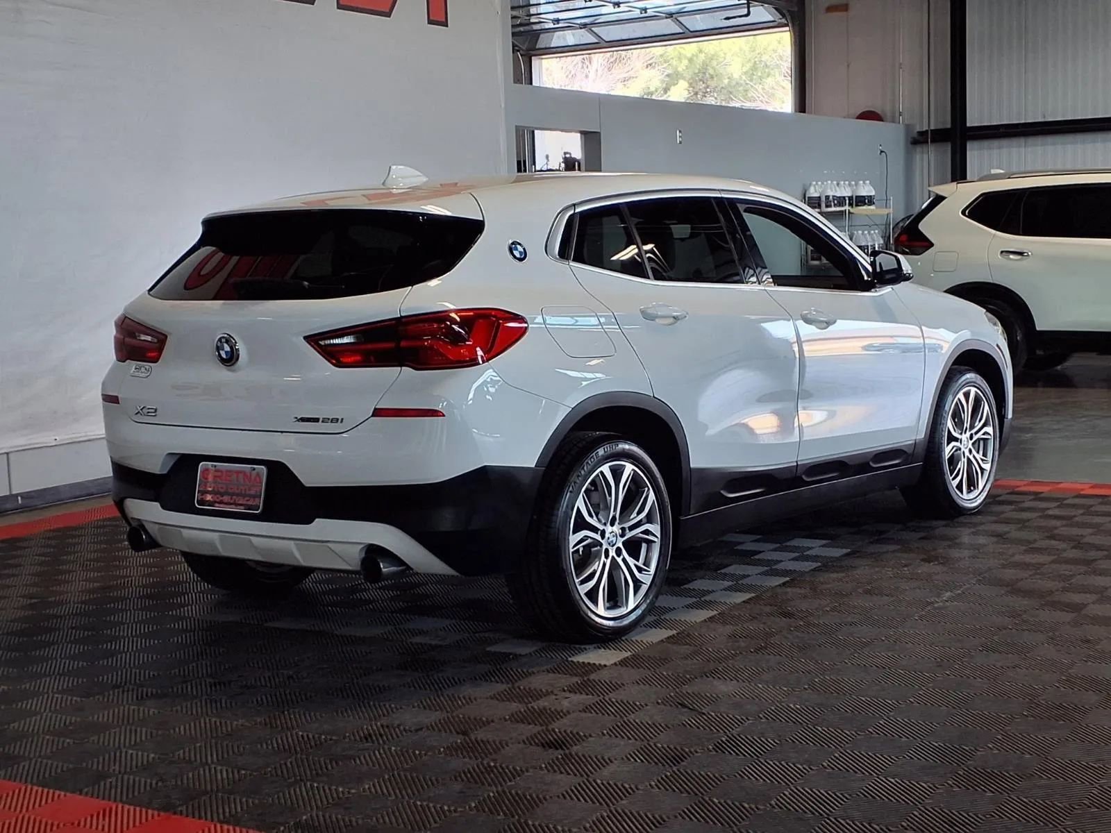 Used 2018 BMW X2 xDrive28i image 8