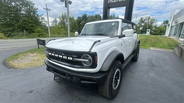 Used 2023 Ford Bronco Outer Banks w/ Sasquatch Package image 2