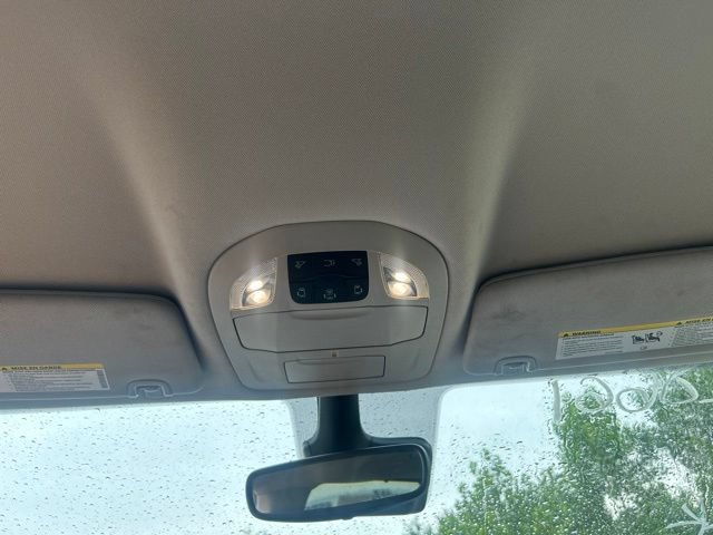 Used 2024 Chrysler Pacifica Touring-L FWD image 17