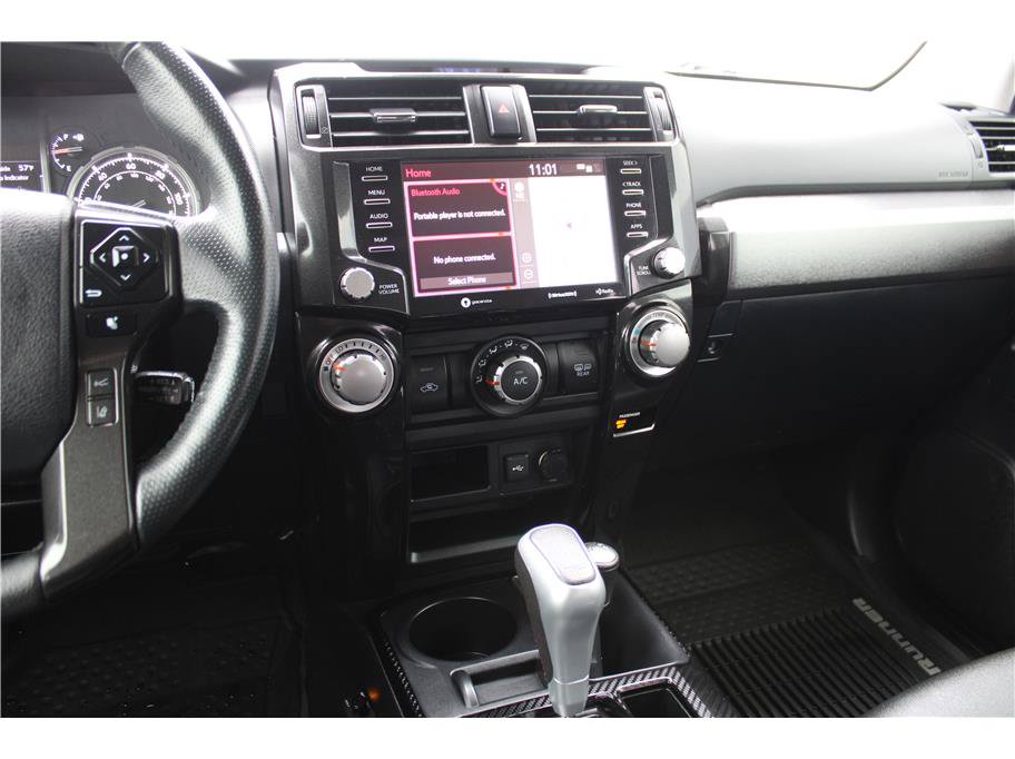 Used 2020 Toyota 4Runner TRD Off-Road Premium w/ Moonroof Package AWD/4WD image 26