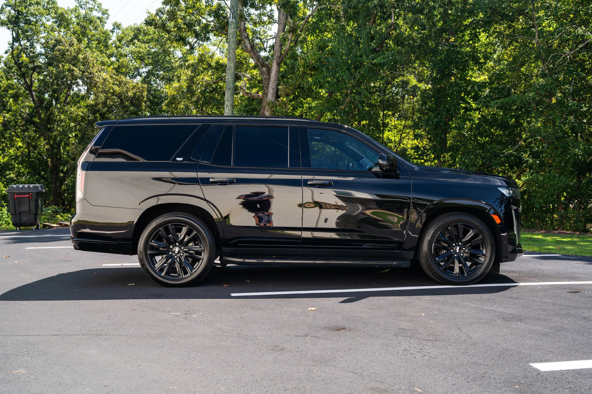 Used 2022 Cadillac Escalade Sport Platinum AWD/4WD image 11