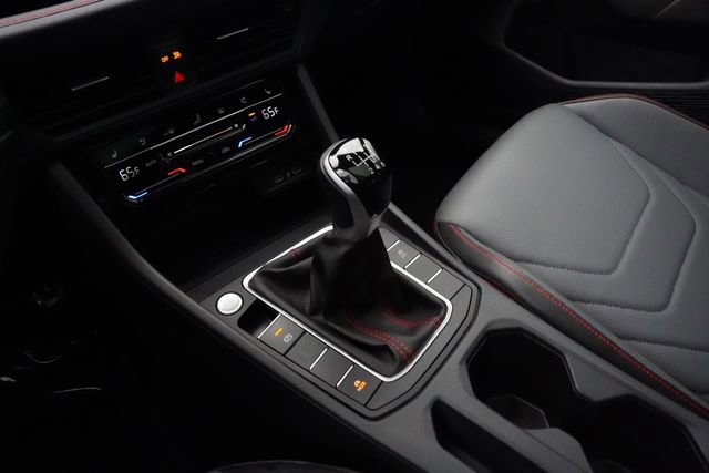 Used 2025 Volkswagen Jetta GLI Autobahn FWD image 25