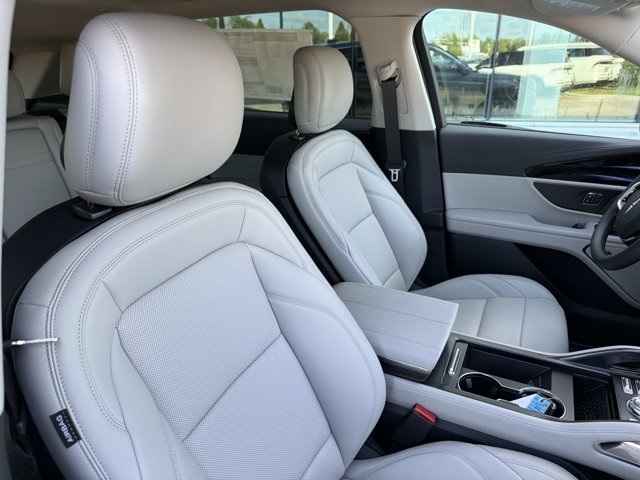 New 2026 Lincoln Nautilus Premier w/ Equipment Group 102A AWD/4WD image 19