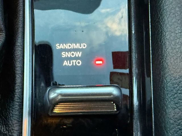 Used 2024 Jeep Compass Latitude image 19