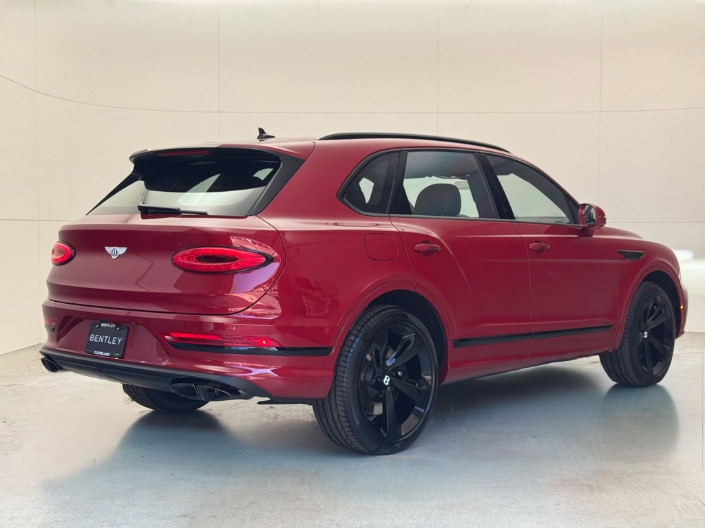 New 2025 Bentley Bentayga image 3