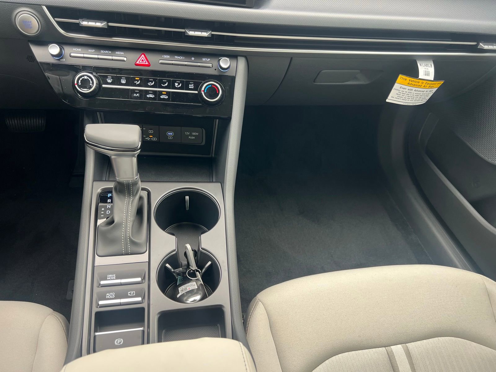 New 2026 Hyundai Sonata SE FWD image 32