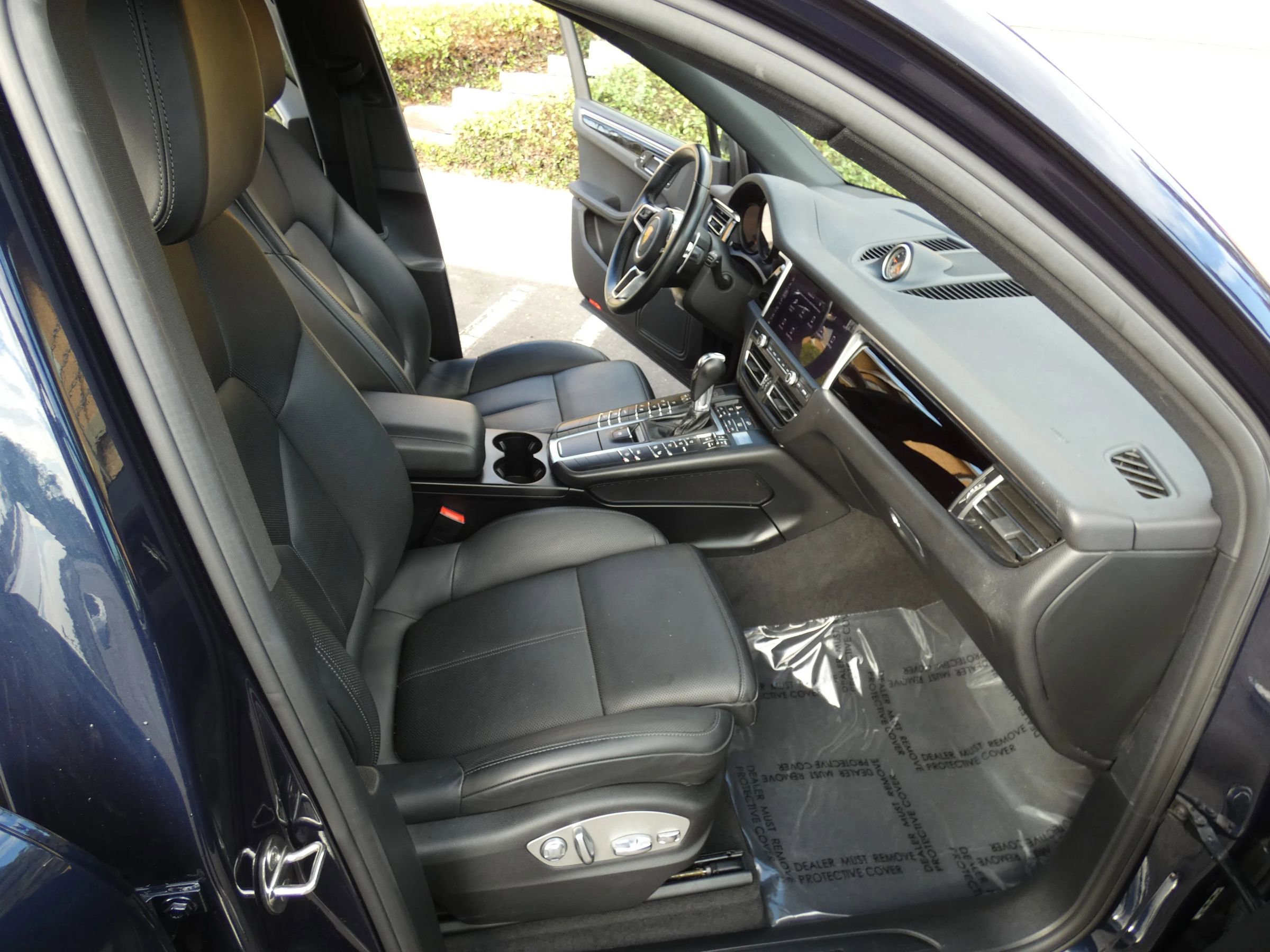 Used 2019 Porsche Macan image 28