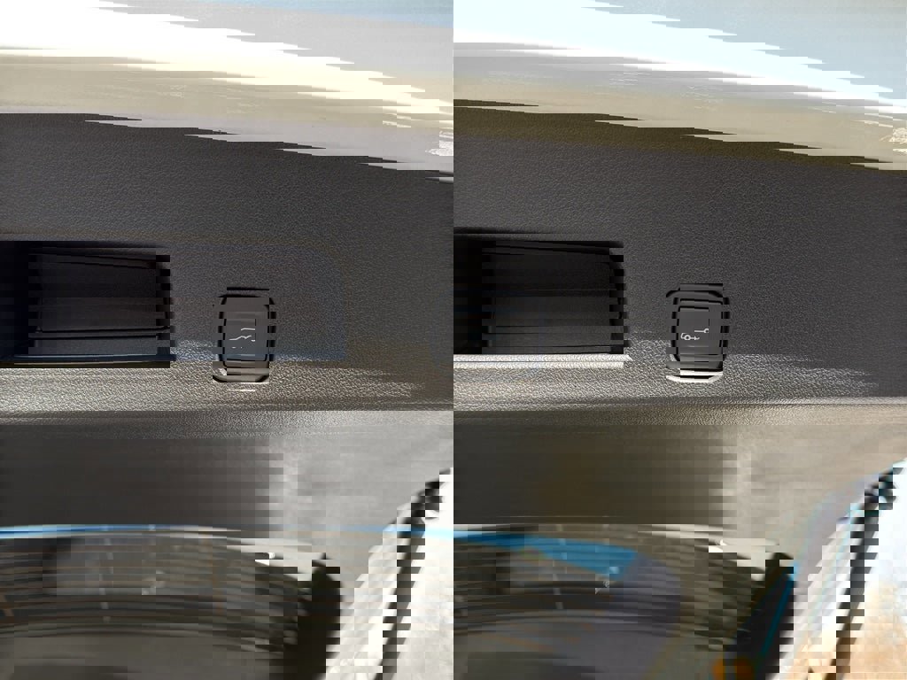 New 2026 Chevrolet Traverse LT image 30