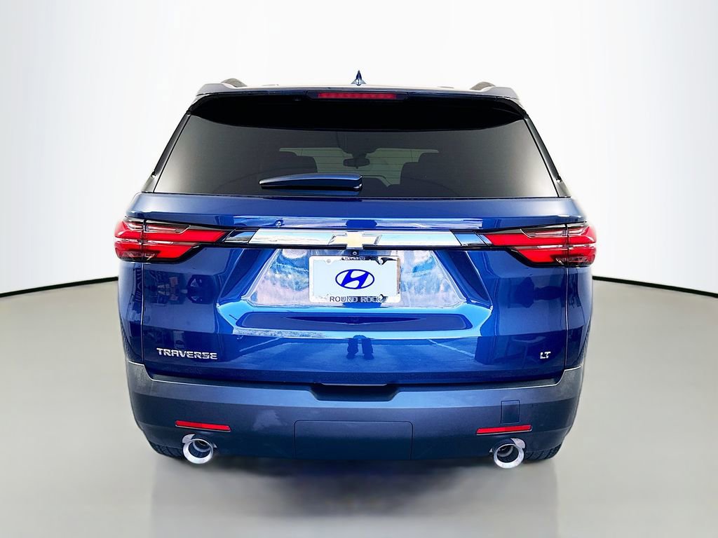 Used 2023 Chevrolet Traverse LT image 6