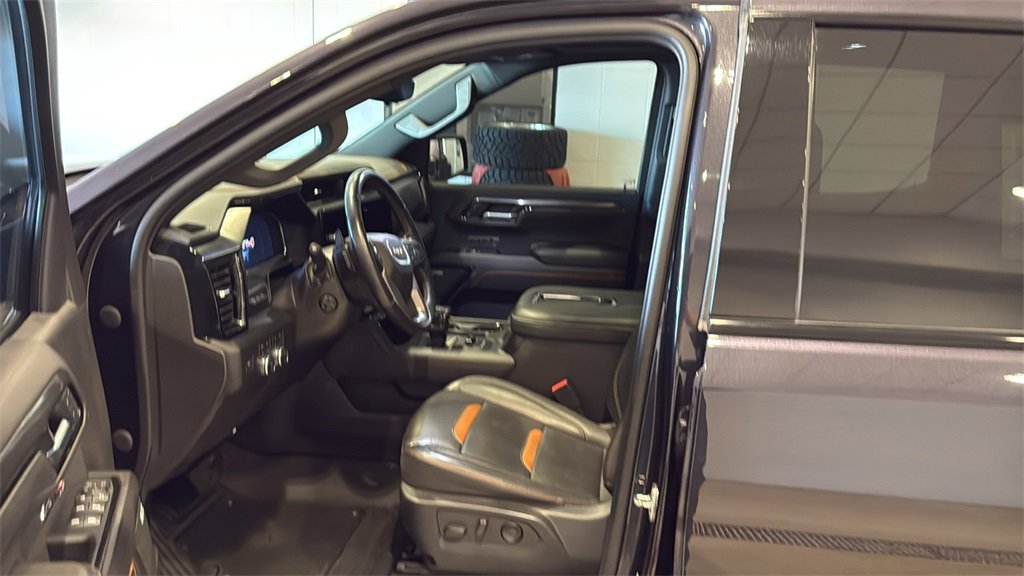 Used 2022 GMC Sierra 1500 AT4 w/ AT4 Premium Package image 22