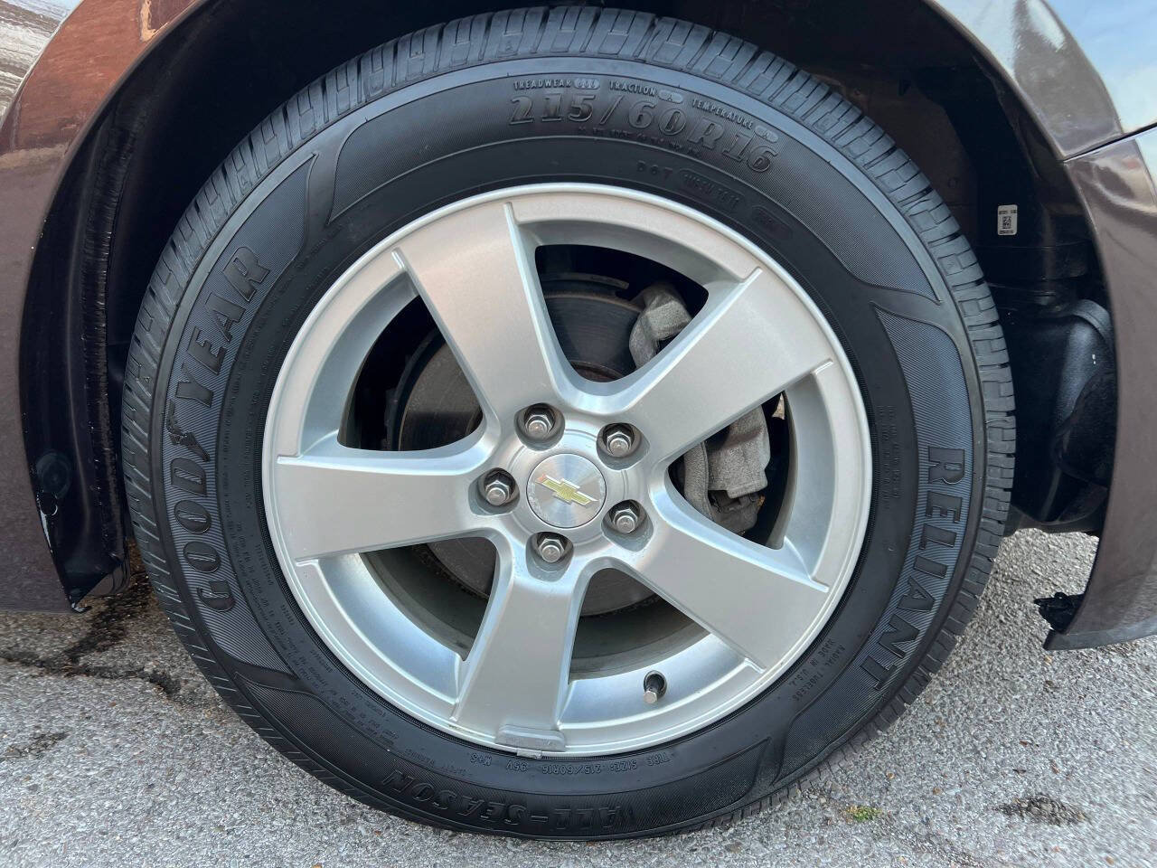 Used 2015 Chevrolet Cruze LT FWD image 23