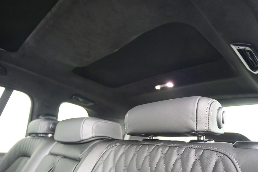 Used 2026 BMW X7 M60i image 17