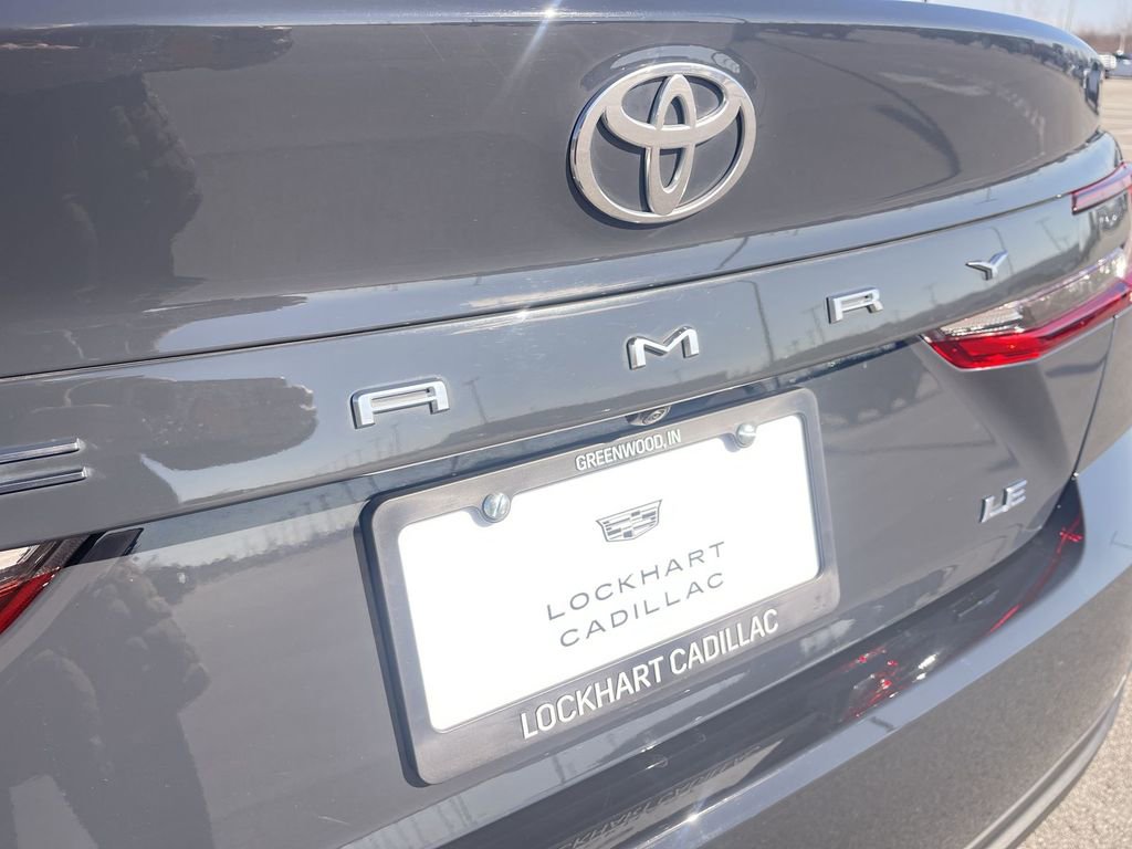 Used 2025 Toyota Camry LE w/ Convenience Package image 14