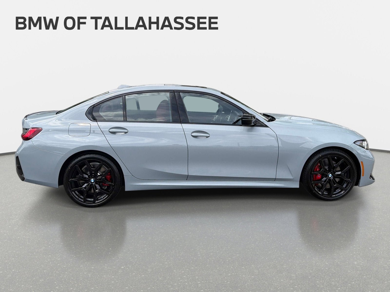 New 2026 BMW 330i Sedan w/ M Sport Package RWD image 4