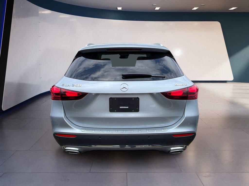 Certified 2026 Mercedes-Benz GLA 250 4MATIC image 4
