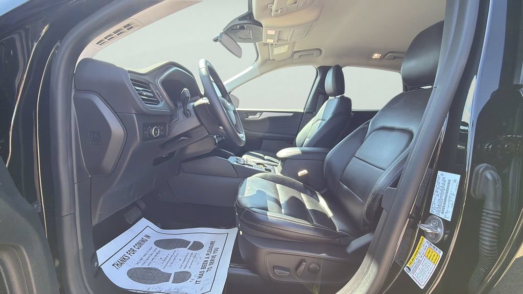 Used 2023 Ford Escape Platinum AWD/4WD image 26