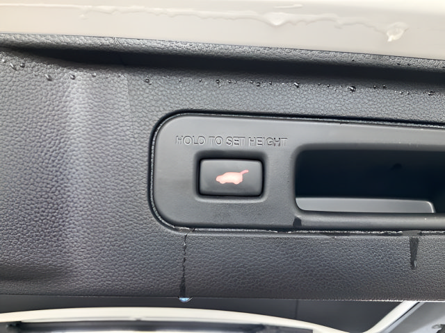 Certified 2025 Honda Pilot Touring image 25
