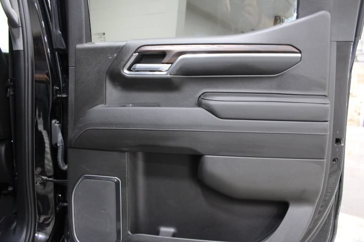 Used 2022 GMC Sierra 1500 SLT w/ SLT Convenience Package AWD/4WD image 30