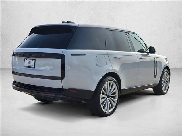 New 2026 Land Rover Range Rover SE AWD/4WD image 2