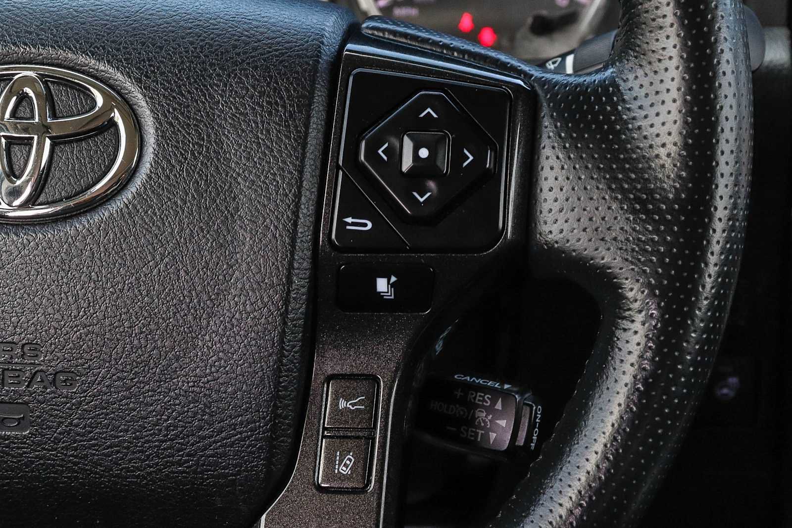 Used 2024 Toyota 4Runner TRD Off-Road Premium w/ Off Road Premium Plus Package AWD/4WD image 24