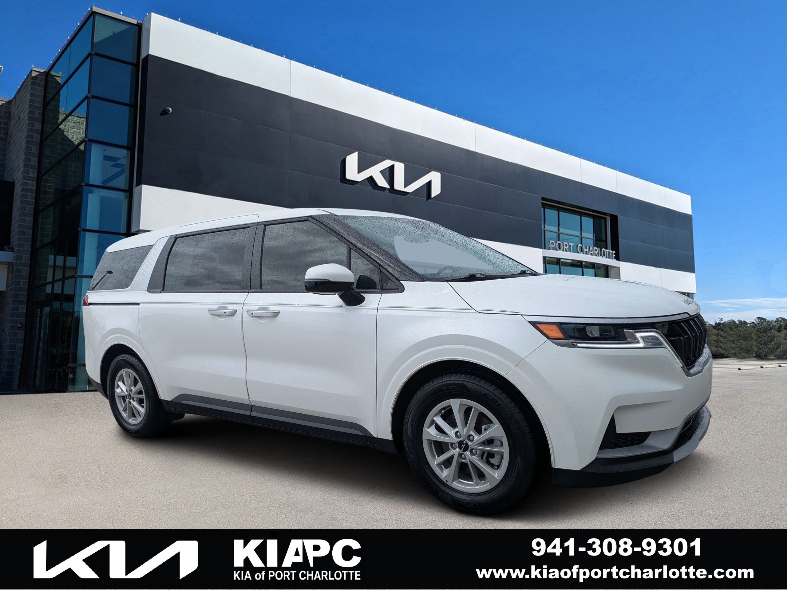 Certified 2024 Kia Carnival LX