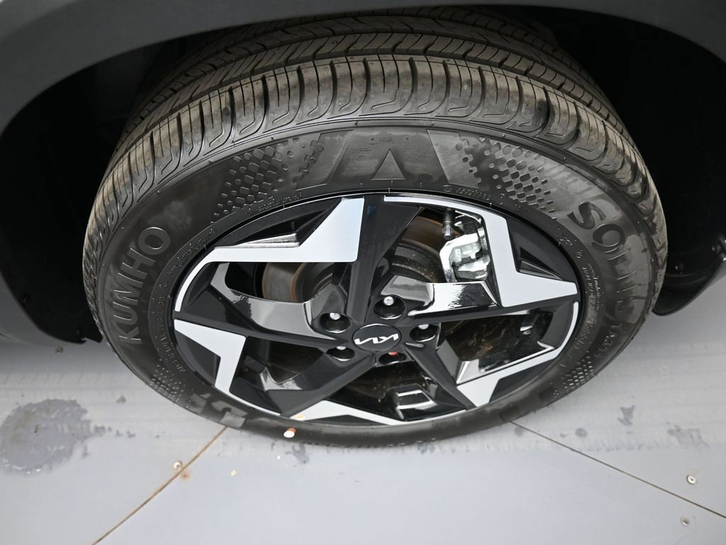 New 2025 Kia Seltos S image 15