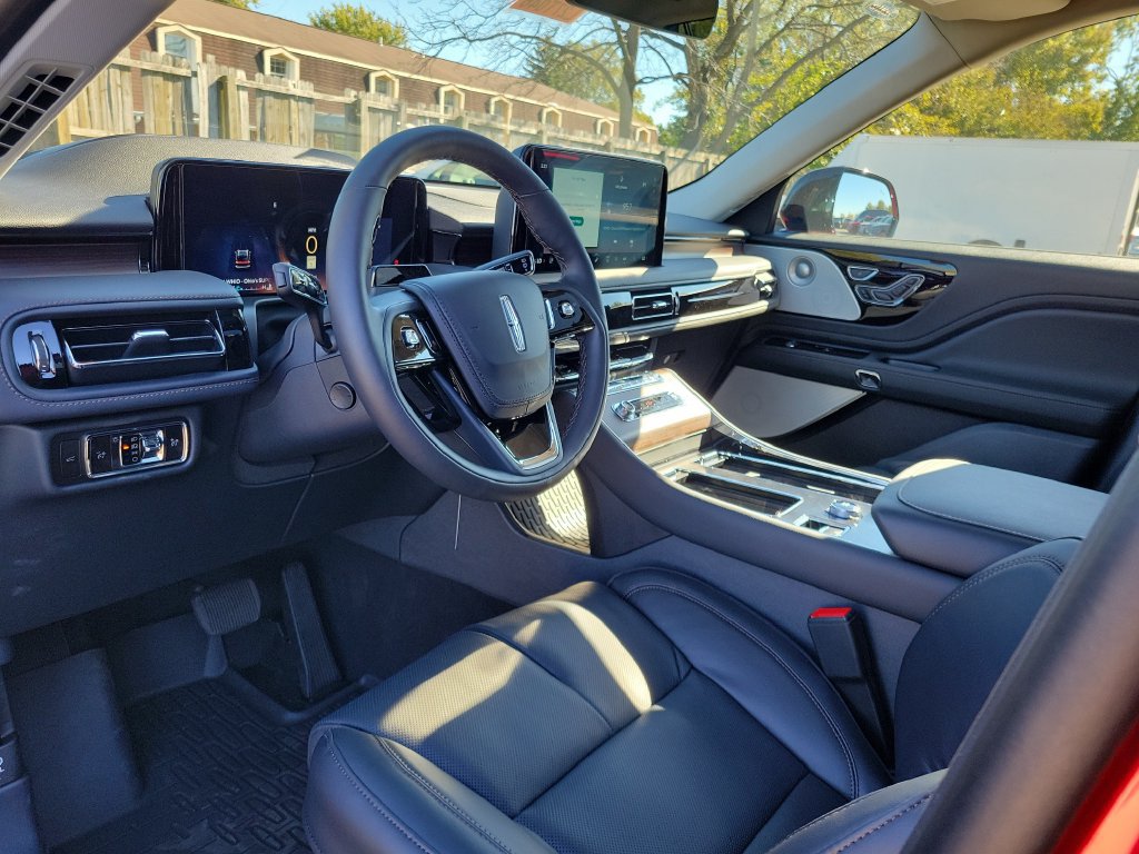 New 2027 Lincoln Aviator Reserve AWD/4WD image 21