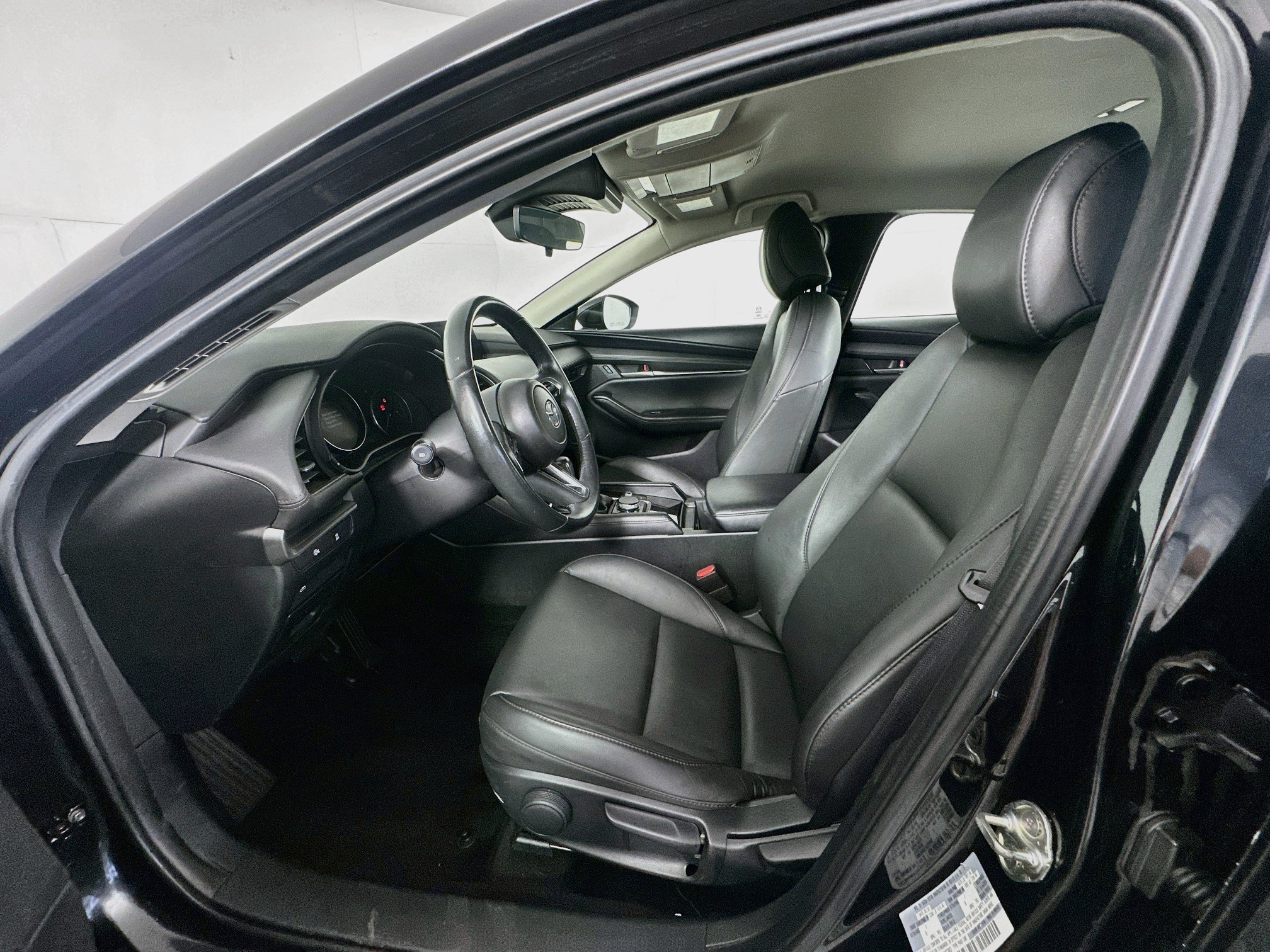 Used 2024 MAZDA MAZDA3 s FWD image 13