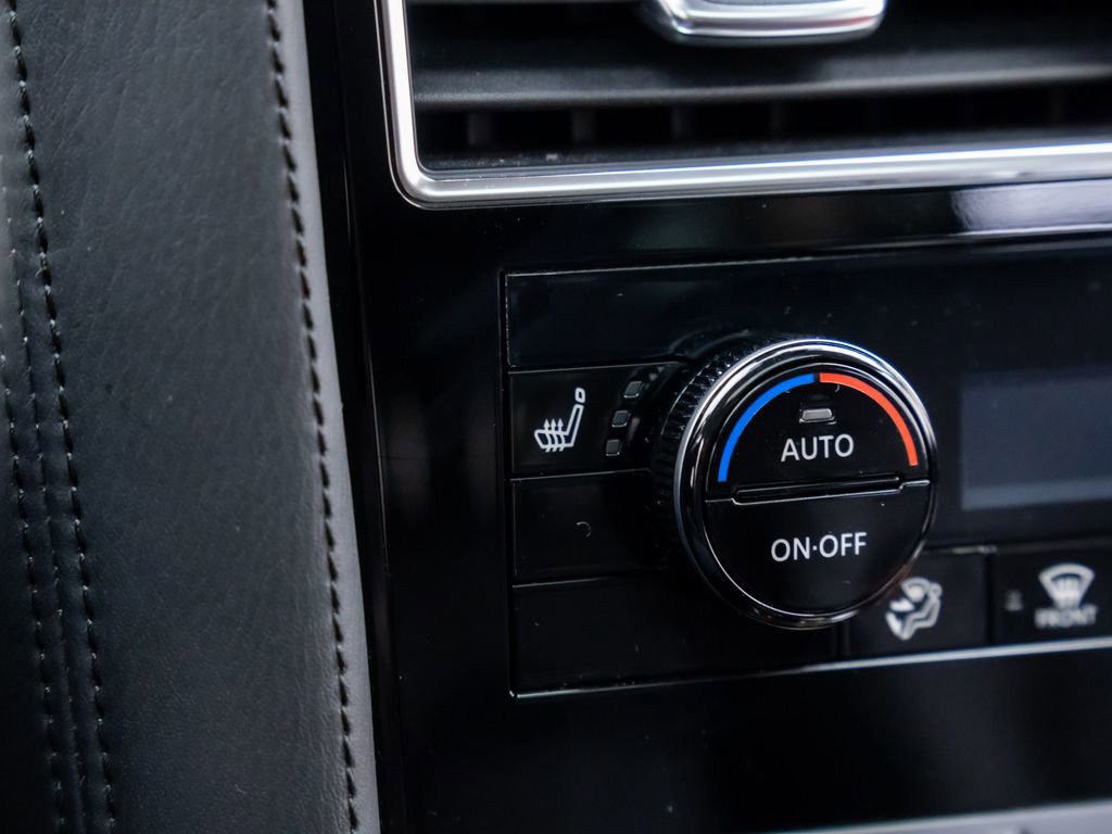 Used 2023 Nissan Armada SL w/ Captain's Chairs Package image 31