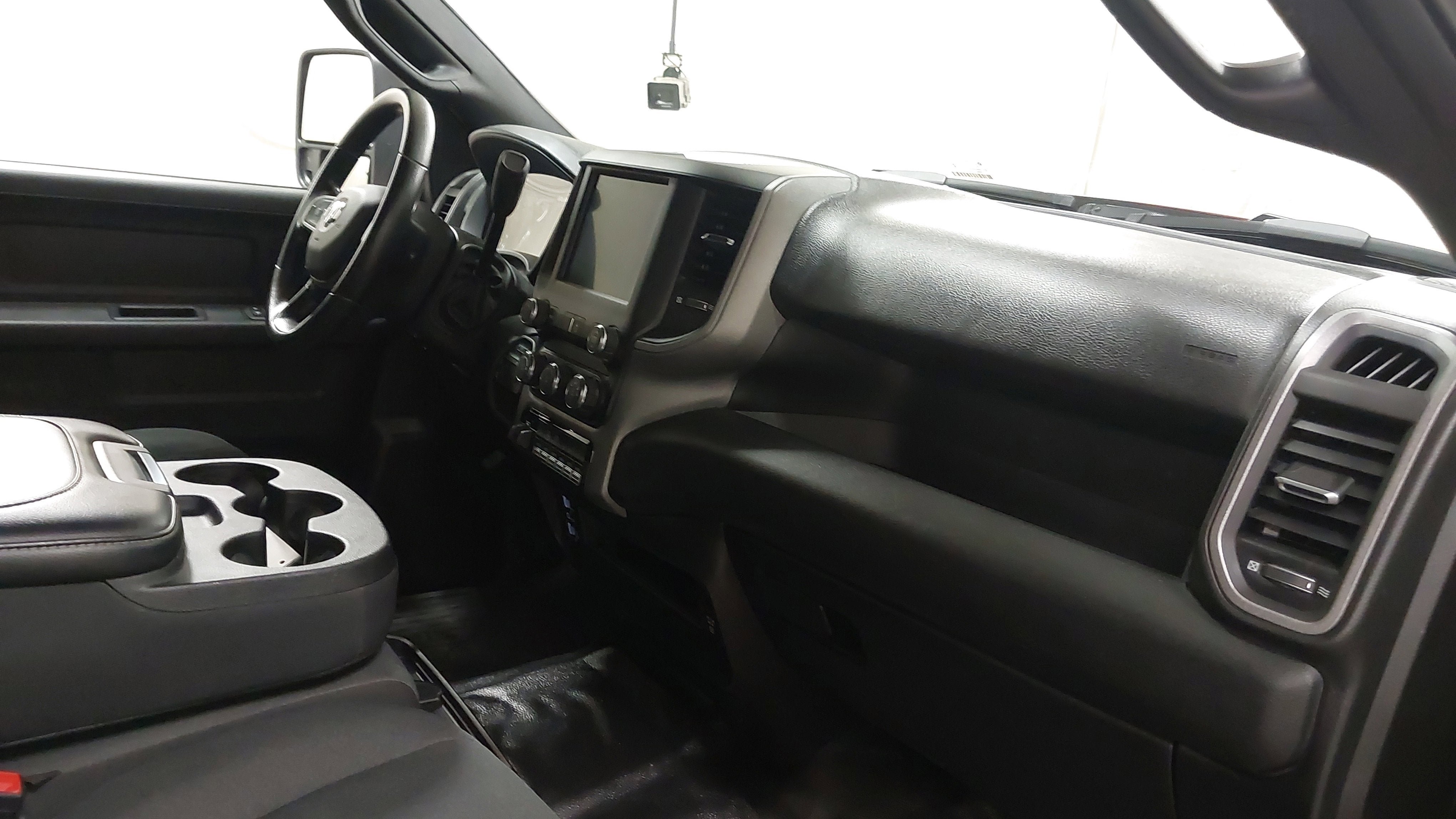 Used 2024 RAM 3500 Tradesman w/ Chrome Appearance Group AWD/4WD image 29