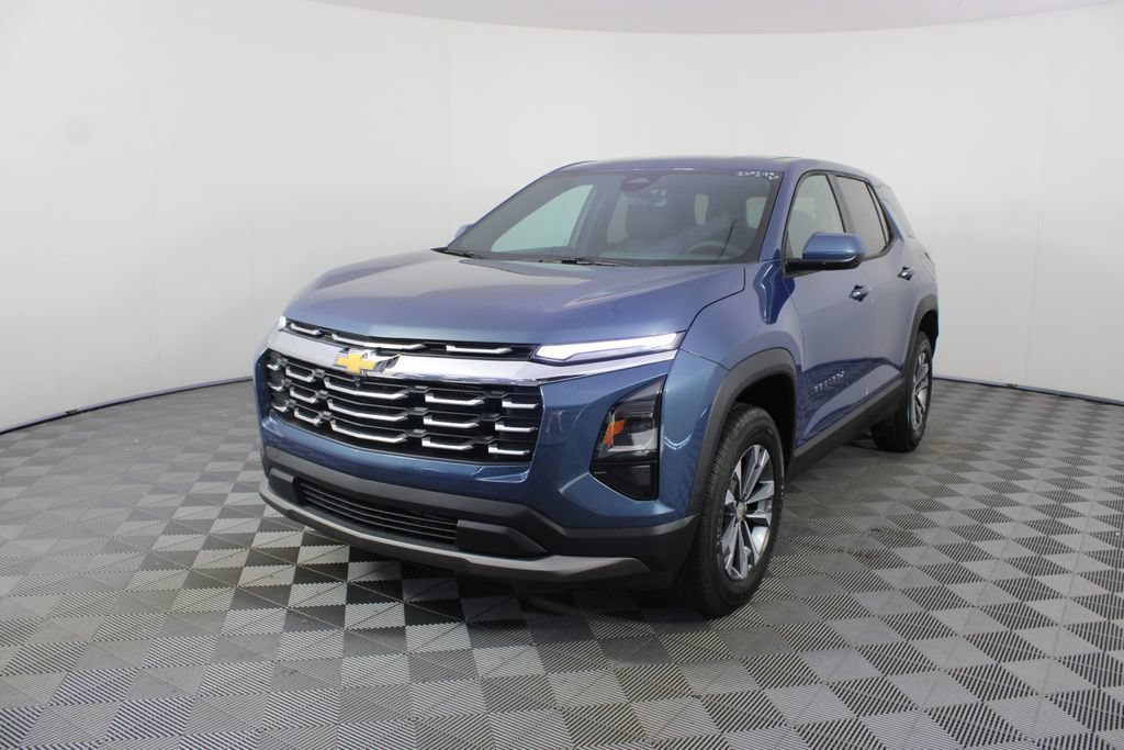 New 2027 Chevrolet Equinox LT w/ Convenience Package II FWD image 21