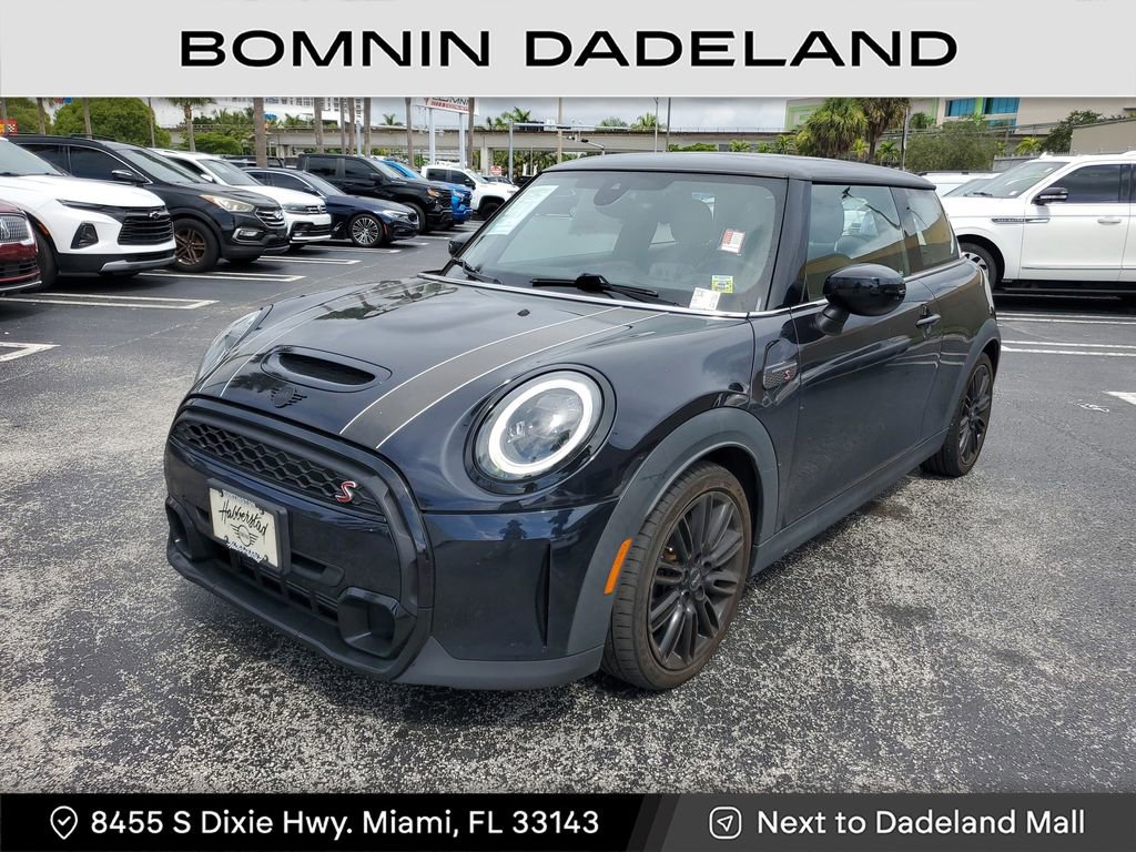 Used 2022 MINI Cooper S image 2